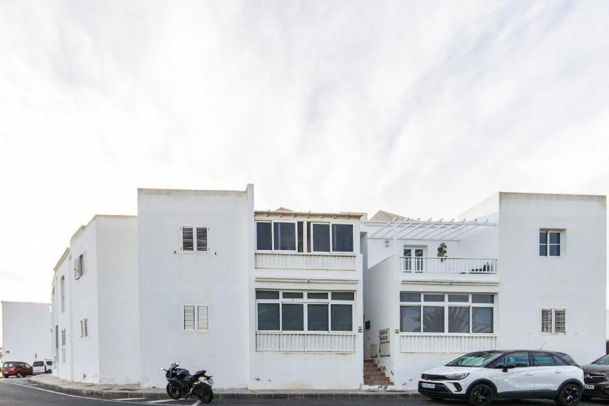 Apartamento Atenea San Bartolomé Exterior foto